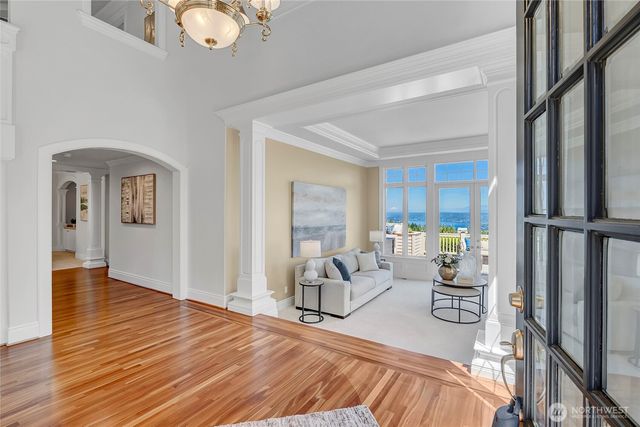 17186 SE 58th Street, Bellevue, WA 98006