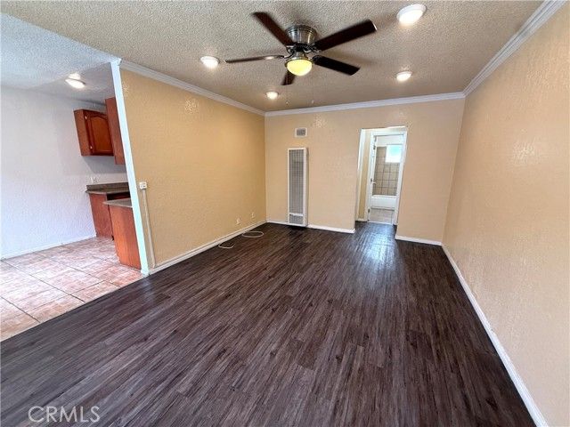 10234 Woodworth Avenue 2, Inglewood, CA 90303