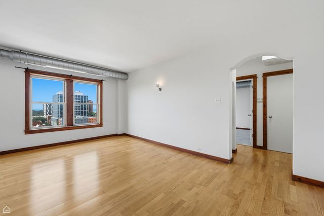 5400 S Harper Avenue 1403, Chicago, IL 60615