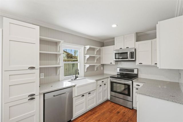 1637 Dell Oak Drive, Garland, TX 75040