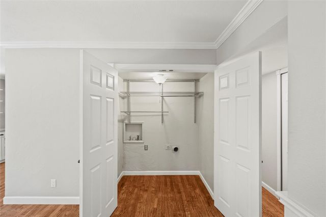 1637 Dell Oak Drive, Garland, TX 75040