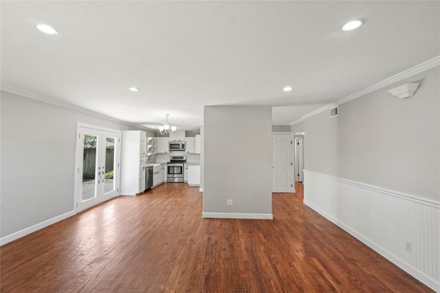 1637 Dell Oak Drive, Garland, TX 75040
