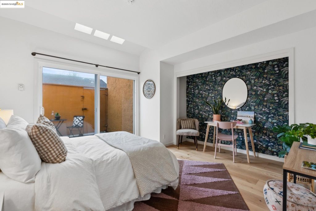 property-img