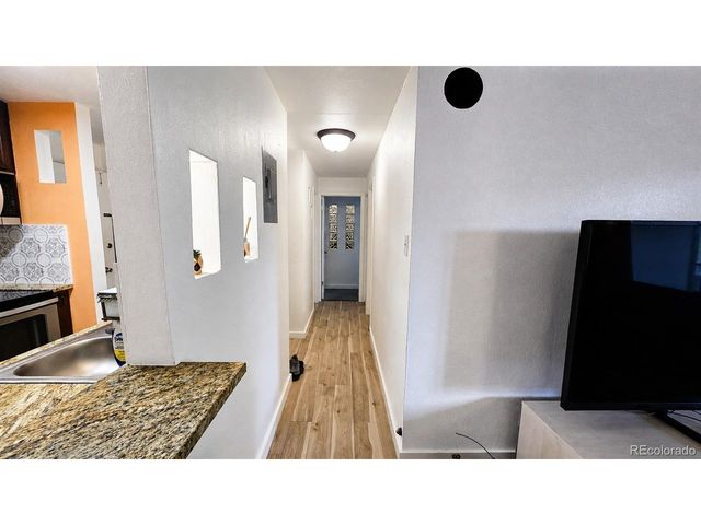 2325 S Linden Ct 300, Denver, CO 80222