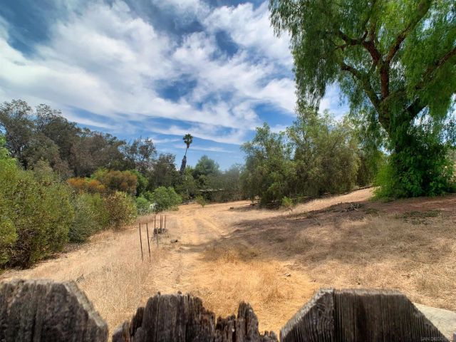625 VAN HORN RD, El Cajon, CA 92019