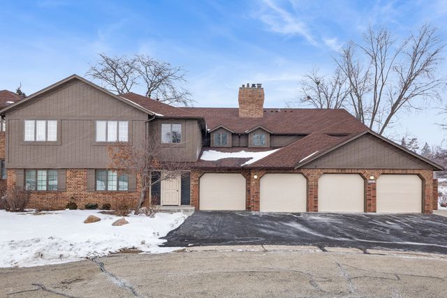 7930 W Lakeview Court 1B, Palos Heights, IL 60463