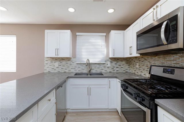 5058 South Rainbow Boulevard 102, Las Vegas, NV 89118