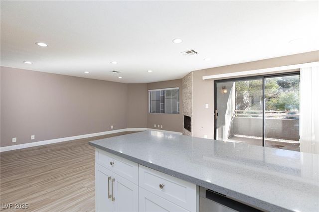 5058 South Rainbow Boulevard 102, Las Vegas, NV 89118