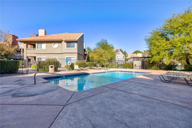 5058 South Rainbow Boulevard 102, Las Vegas, NV 89118