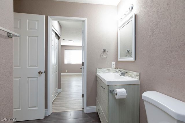 5058 South Rainbow Boulevard 102, Las Vegas, NV 89118