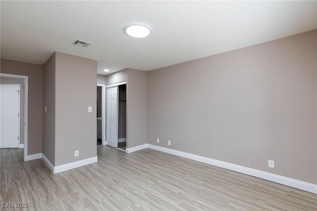 5058 South Rainbow Boulevard 102, Las Vegas, NV 89118