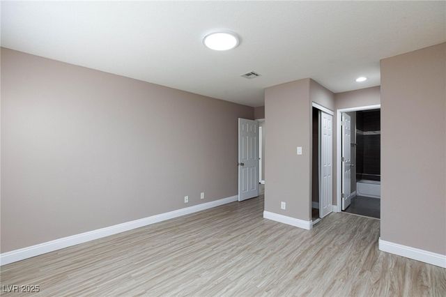 5058 South Rainbow Boulevard 102, Las Vegas, NV 89118