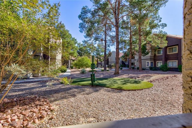 5058 South Rainbow Boulevard 102, Las Vegas, NV 89118