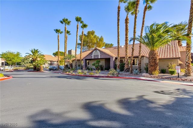 5058 South Rainbow Boulevard 102, Las Vegas, NV 89118