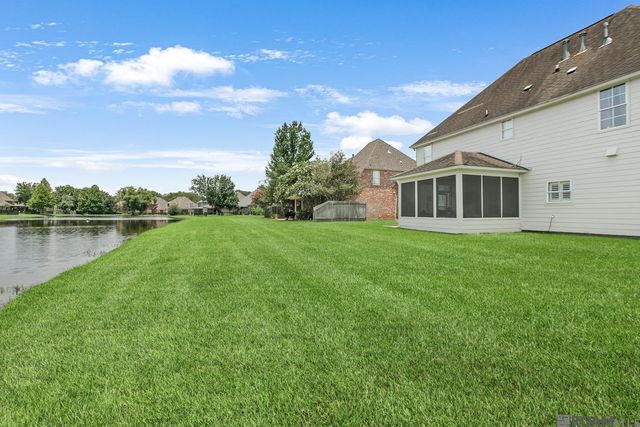 18249 Manchac Place Dr, Prairieville, LA 70769