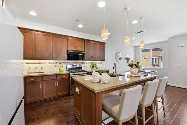 180 Currlin Circle, Milpitas, CA 95035