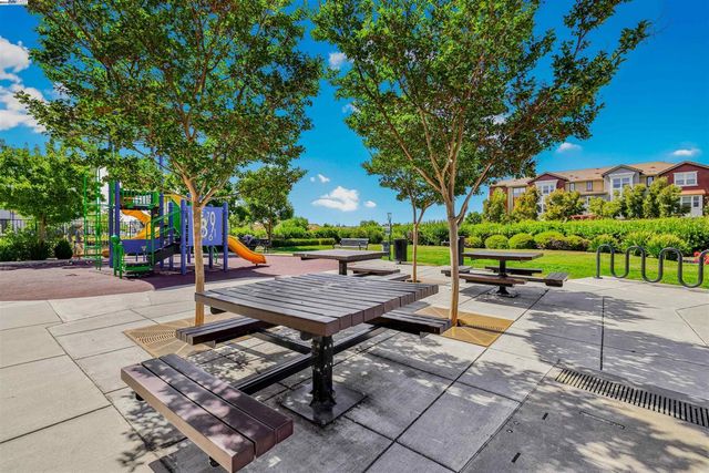 180 Currlin Circle, Milpitas, CA 95035