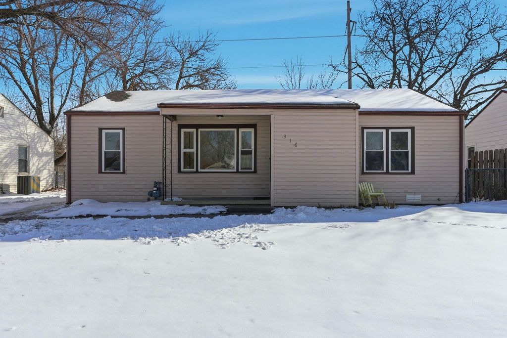 316 S Turkle, Haysville, KS 67060