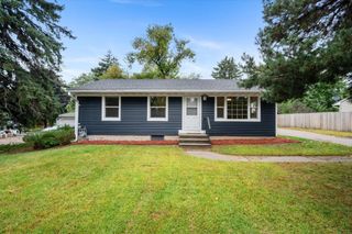 580 Willow Lane, Woodbury, MN 55125