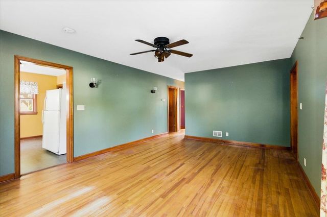 36 Peterson Terrace, South Burlington, VT 05403