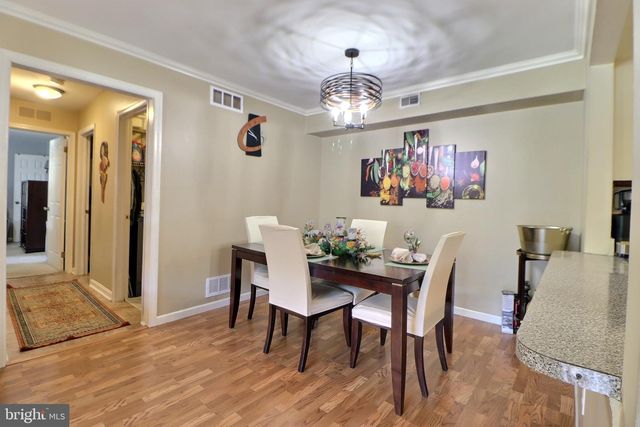 1807-A SEDGEFIELD DR, Mount Laurel, NJ 08054