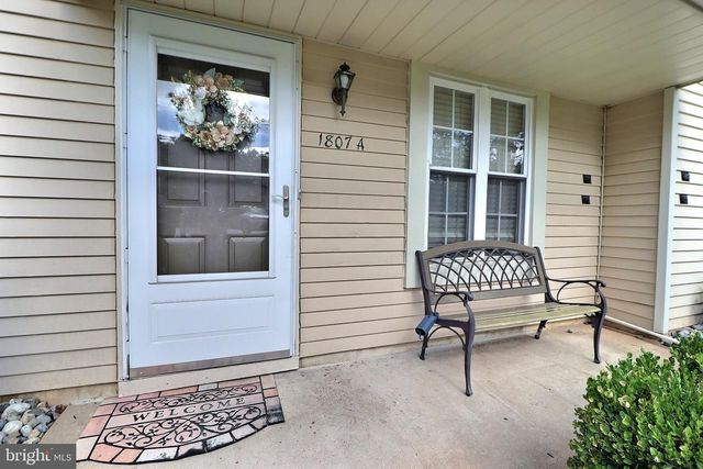 1807-A SEDGEFIELD DR, Mount Laurel, NJ 08054