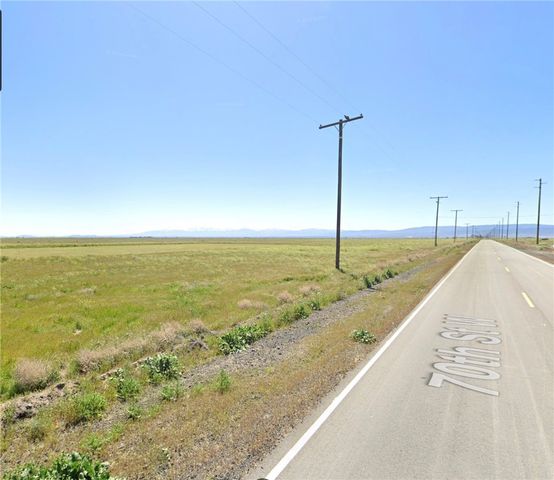 70 W Avenue B-4, Lancaster, CA 93536