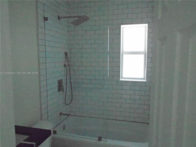 6851 SW 48th Ter, Miami, FL 33155