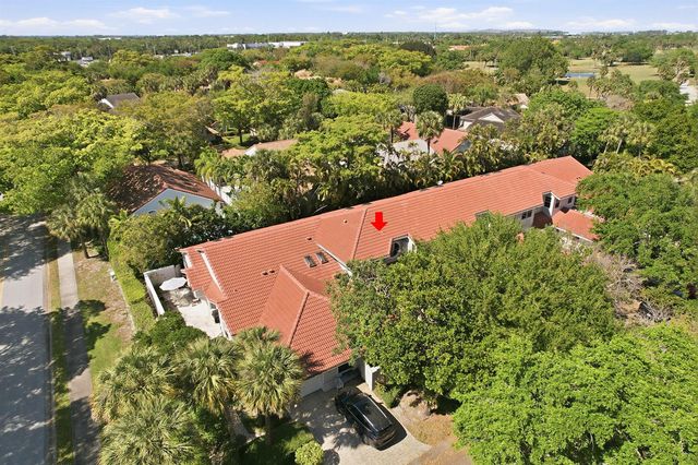 4115 Carriage Drive P2, Pompano Beach, FL 33069