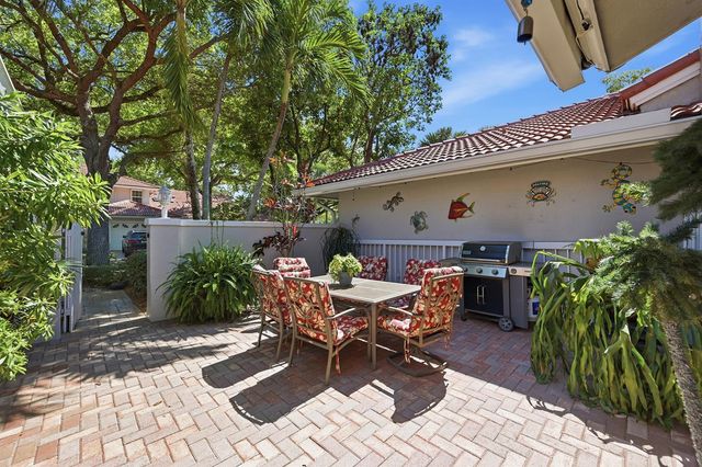 4115 Carriage Drive P2, Pompano Beach, FL 33069
