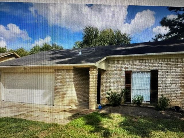 17402 Baronshire Drive, Houston, TX 77070