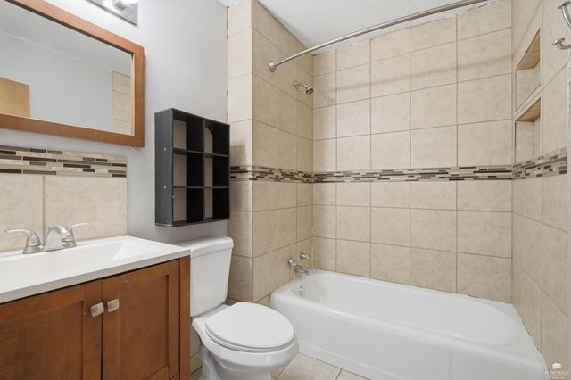 2038 College View, Manhattan, KS 66502