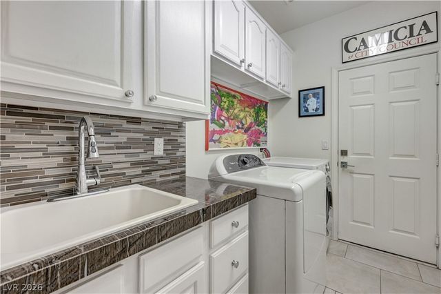 457 Indigo Springs Street, Henderson, NV 89014