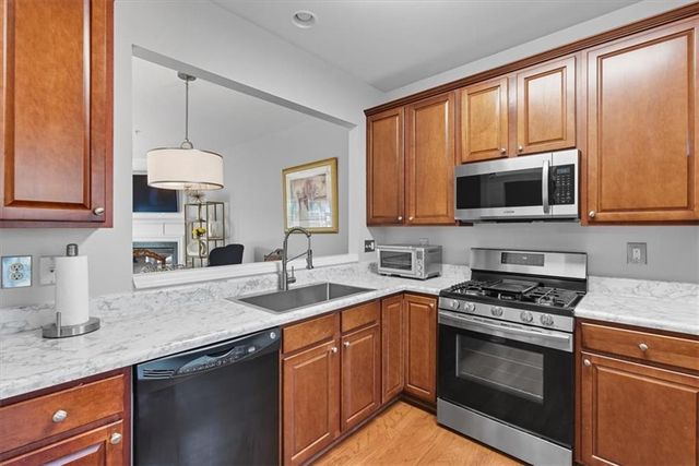 205 Balaban Circle, Woodstock, GA 30188