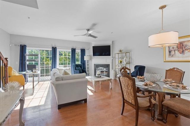 205 Balaban Circle, Woodstock, GA 30188