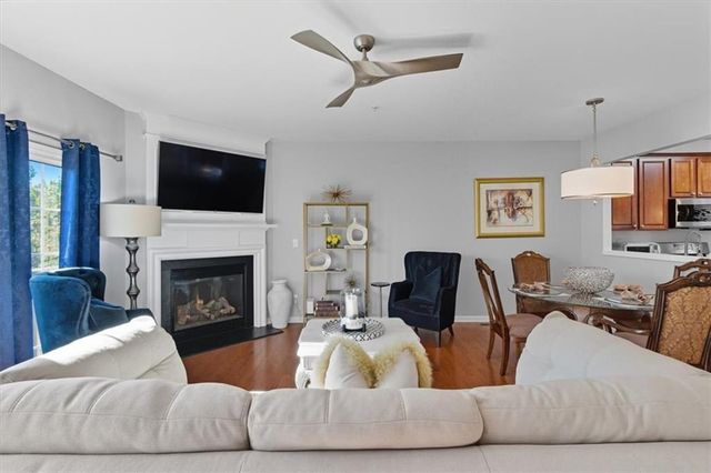 205 Balaban Circle, Woodstock, GA 30188