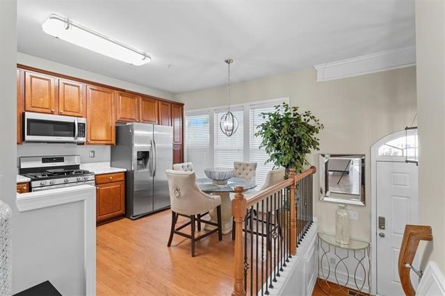 205 Balaban Circle, Woodstock, GA 30188