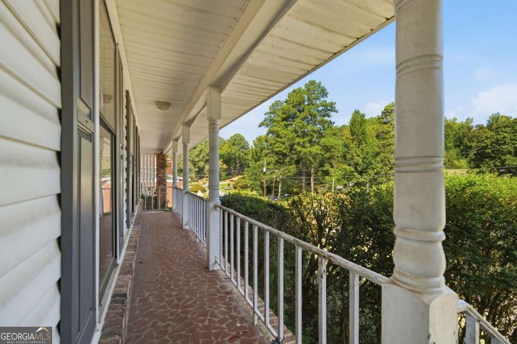 2710 Tanglewood Trail, Atlanta, GA 30344 — photo 4