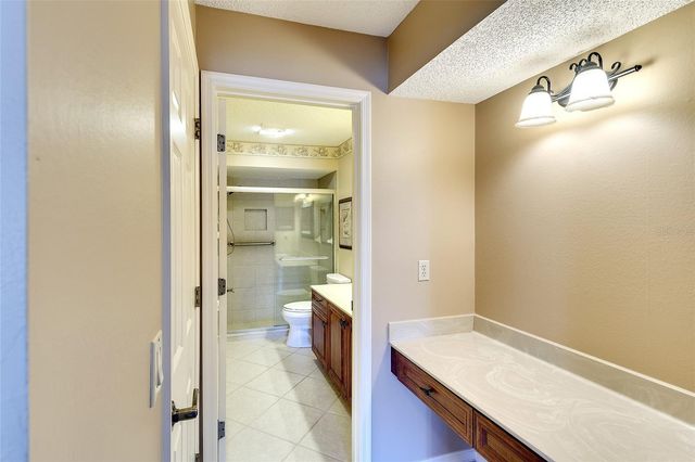 6291 TIMBER LAKE DRIVE I4, Sarasota, FL 34243