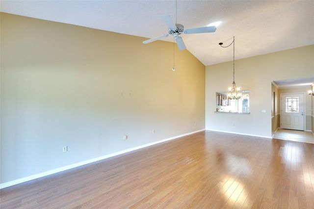 6291 TIMBER LAKE DRIVE I4, Sarasota, FL 34243