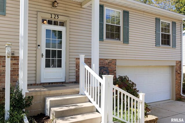 125 DEVRON Circle, East Peoria, IL 61611