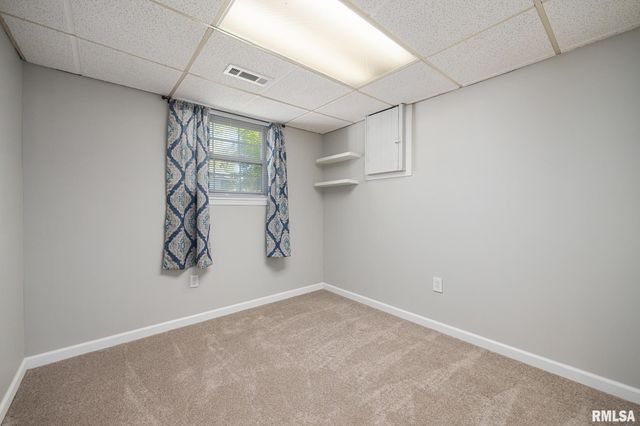 125 DEVRON Circle, East Peoria, IL 61611