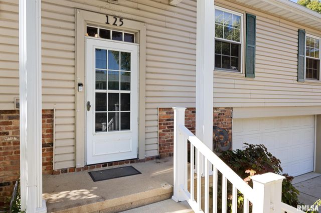125 DEVRON Circle, East Peoria, IL 61611