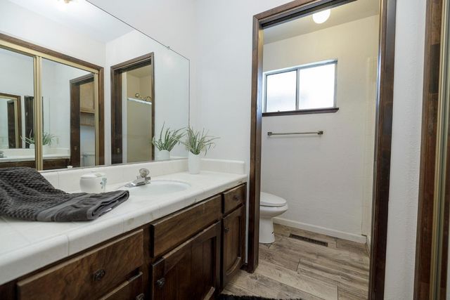 605 W Union, Modesto, CA 95356
