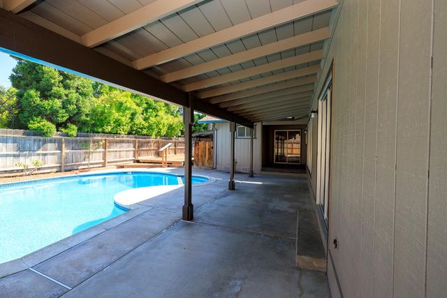 605 W Union, Modesto, CA 95356