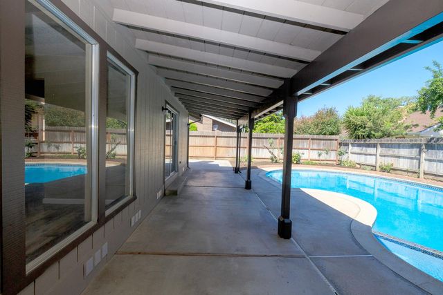 605 W Union, Modesto, CA 95356