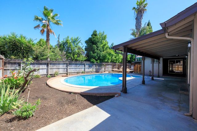 605 W Union, Modesto, CA 95356