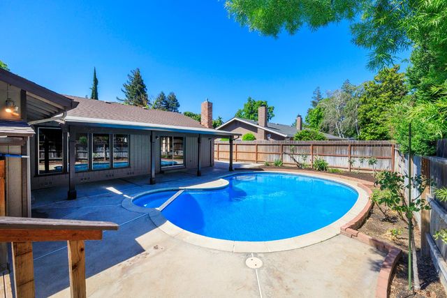 605 W Union, Modesto, CA 95356