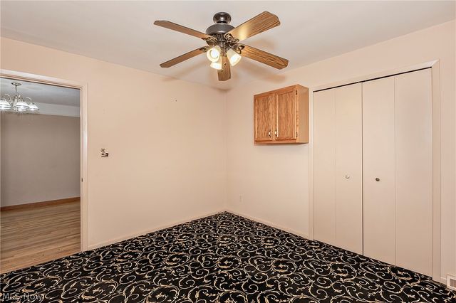 1016 Lander Road, Highland Heights, OH 44143