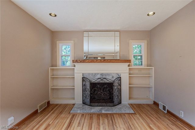 1016 Lander Road, Highland Heights, OH 44143